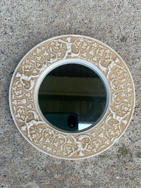 Vintage Plaster Cherub Cream Tan 5.25” Round Mirror **has damage**